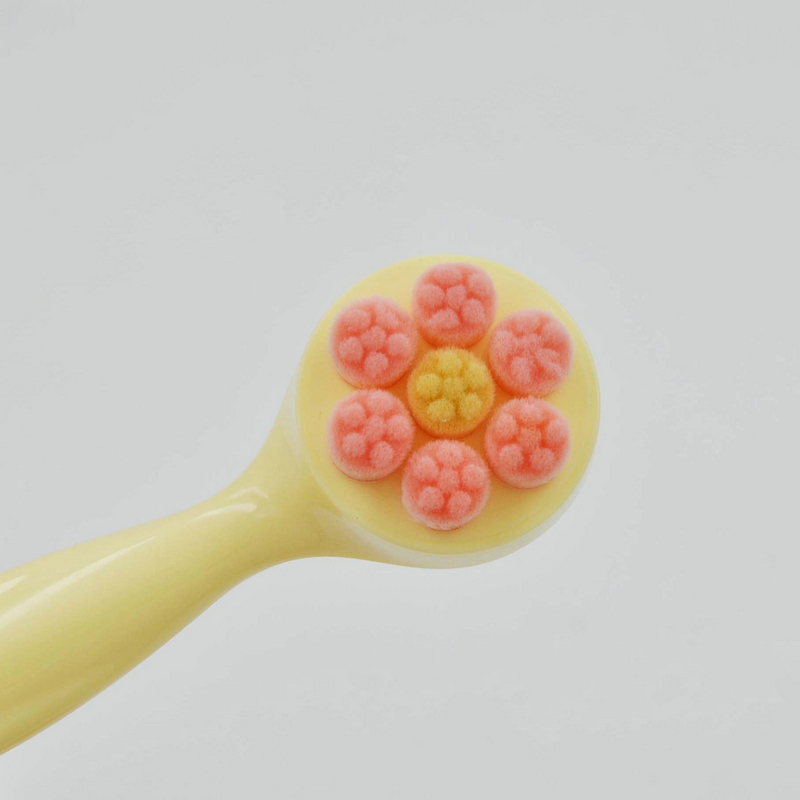 portable heart facial cleansing brush with small MOQ ready to ship good quality new flower design Valentine's Day gifts