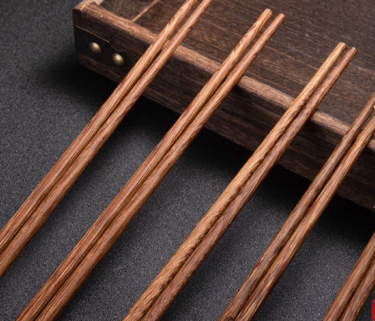 Chopsticks Made Of Solid Wood For Household Use (Five Pairs/ Set) 