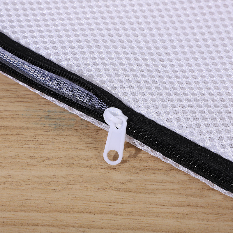 Mesh Shoes Washing Bag White Color Machine Washable Shoe Laundry Bag (1 Piece)