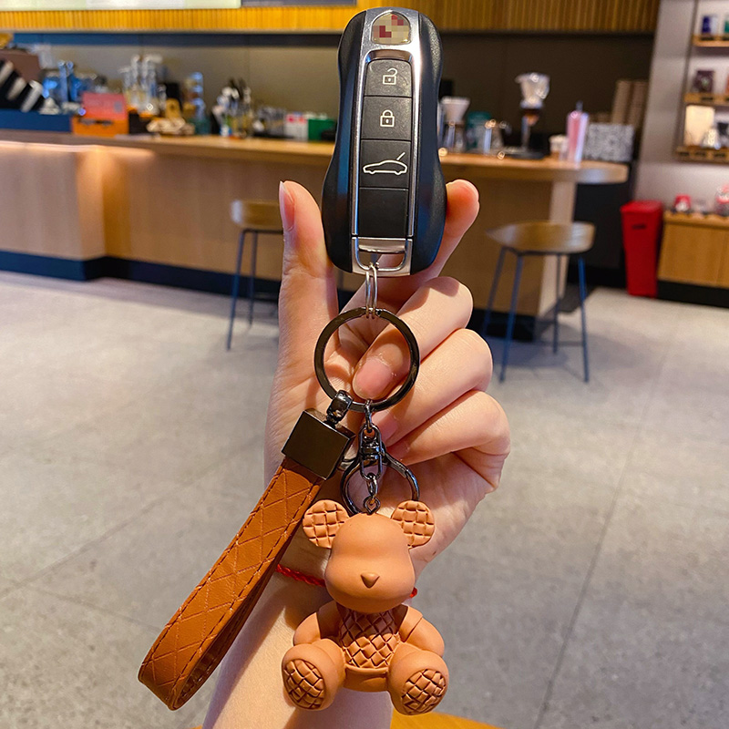 Cute Kawaii Bear Key Chain 3D Resin Plastic Keychain Bag Accesorios