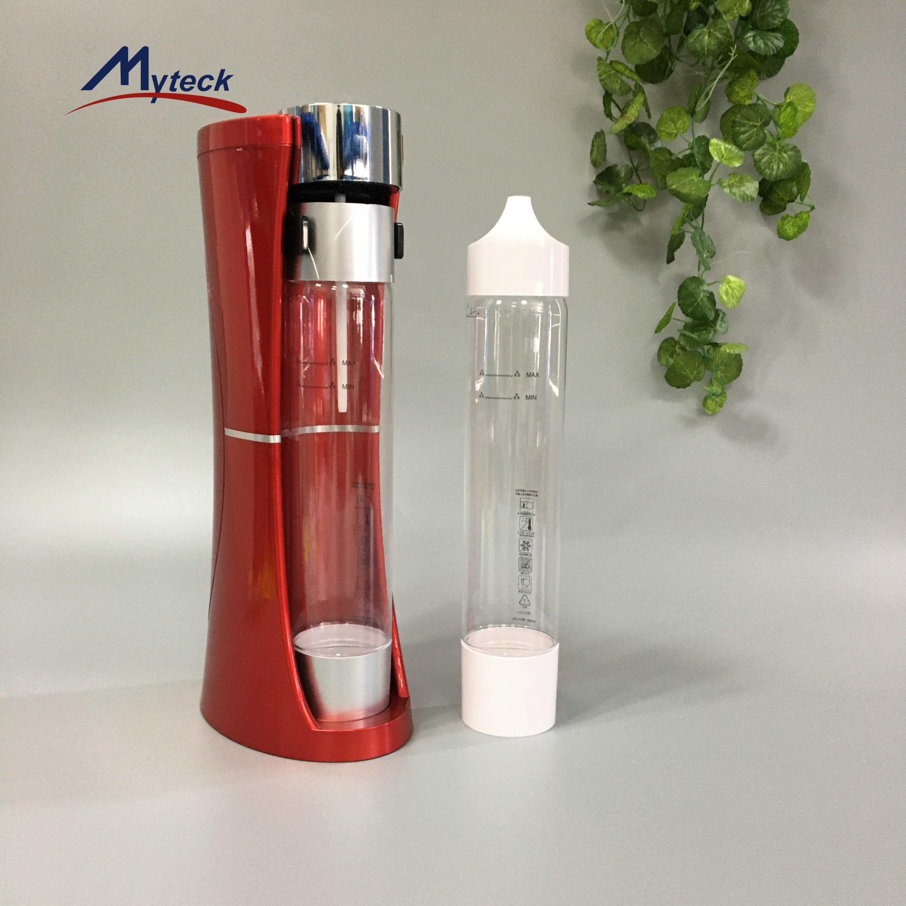 Plastic Bottle for Sparkling Bubble Water Soda Carbonated Drink Maker 1L CO2 Gas Mixing Bottle for Business Store