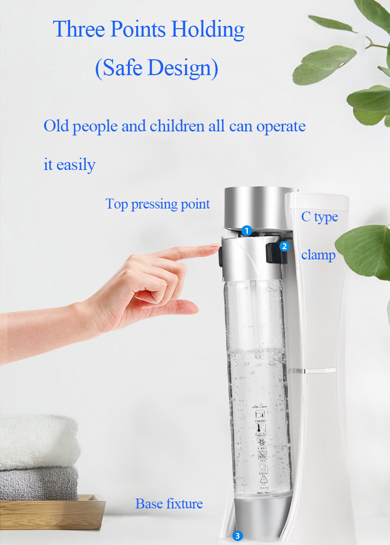 Plastic Bottle for Sparkling Bubble Water Soda Carbonated Drink Maker 1L CO2 Gas Mixing Bottle for Business Store