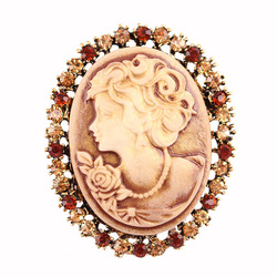 Amazon Ebay Hot Selling Hollow Crystal Flower Oval Lady Queen Cameo Brooch for Women Antique Gold Party Vintage Brooch J