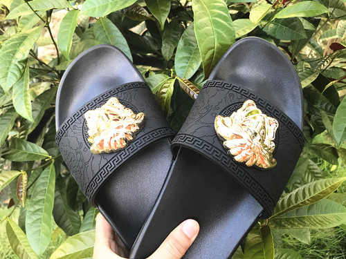 latest women and man platform shoes with head ornament one-piece non-slip beach comfortable casual slippers for man