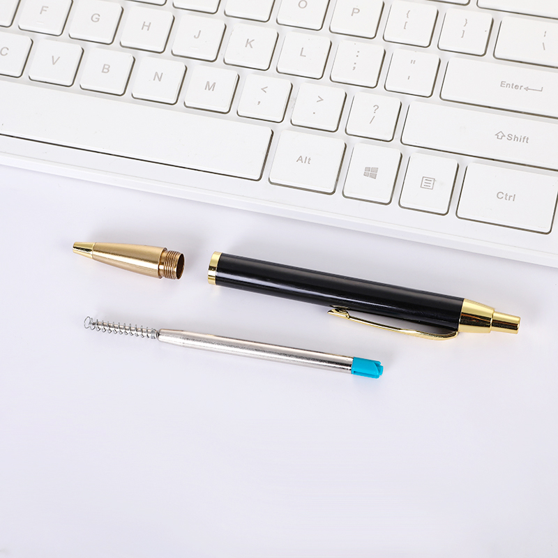 Low Price   Promotional Click Metal Ballpoint Pen With G2 424 Replaceable Refills