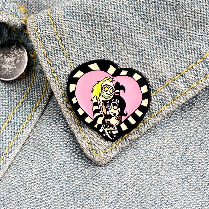 Beetlejuice Lydia Enamel Pin Heart SandwormBrooches Gothic Badge Bag Shirt Lapel Pin Buckle Punk Jewelry Gift for Friend