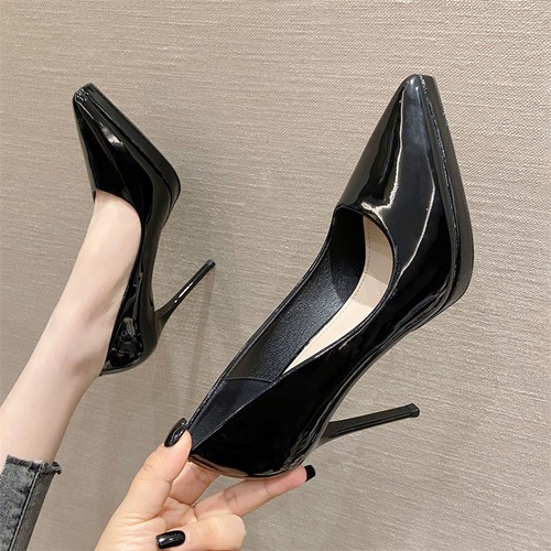 2023 new women's shoes pointed shallow mouth patent leather women's shoes high heels single shoes