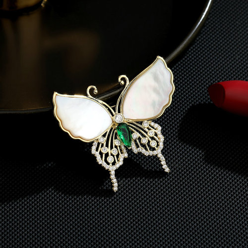 XIXI Jewelry 2023 New Design Natural Shell Gold Zircon Mini Butterfly Brooches Pin Women