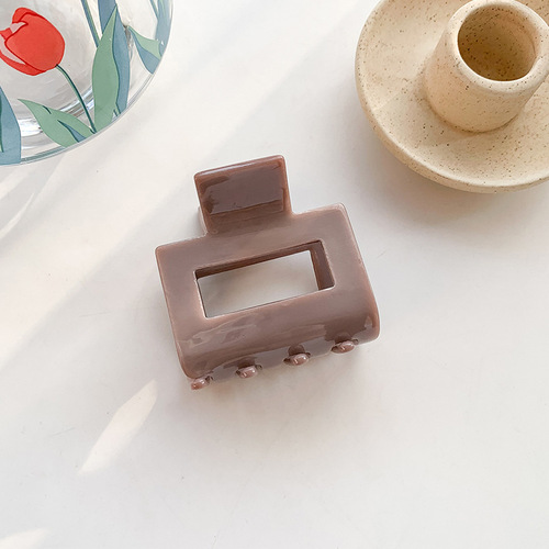 Korean-style Acetate Geometric Square Hair Claw, Minimalist and Elegant Hair Clip for Women's Bun and Nape Hairstyle, Ve