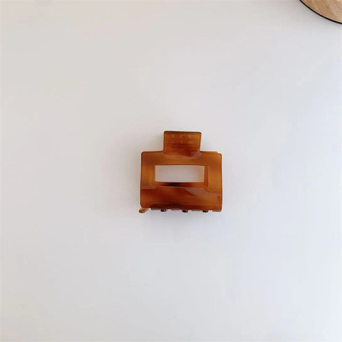 Yiwu futian market  5 cm acetate small hair claw Flower Leopard Clip Sweet Simple Bangs Hair Clip for women