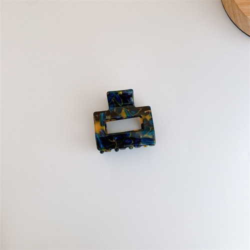 Yiwu futian market  5 cm acetate small hair claw Flower Leopard Clip Sweet Simple Bangs Hair Clip for women