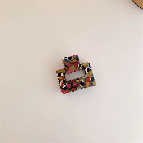 Yiwu futian market  5 cm acetate small hair claw Flower Leopard Clip Sweet Simple Bangs Hair Clip for women