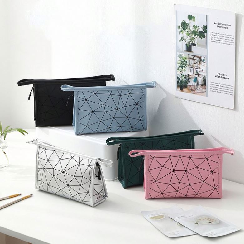 Fashion Designed Portable Cosmetic Tools Container Case