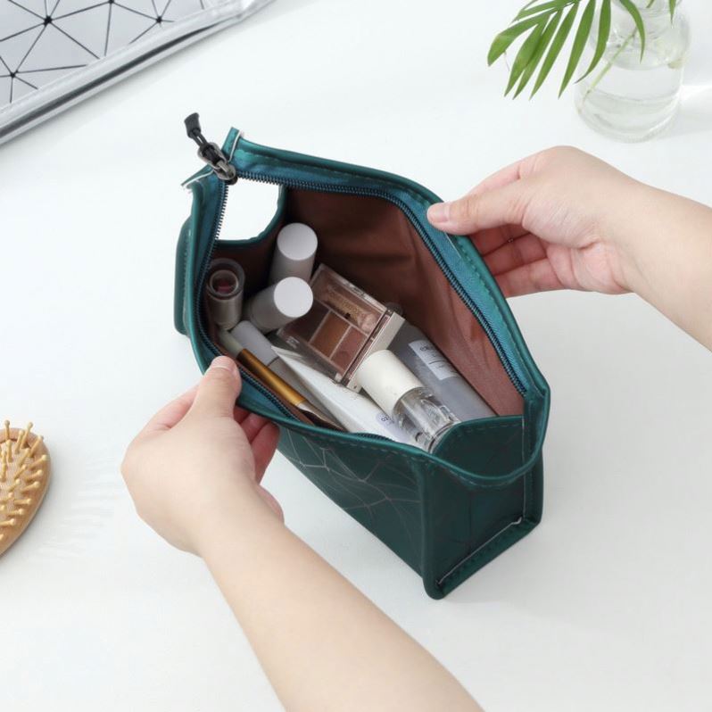 Fashion Designed Portable Cosmetic Tools Container Case