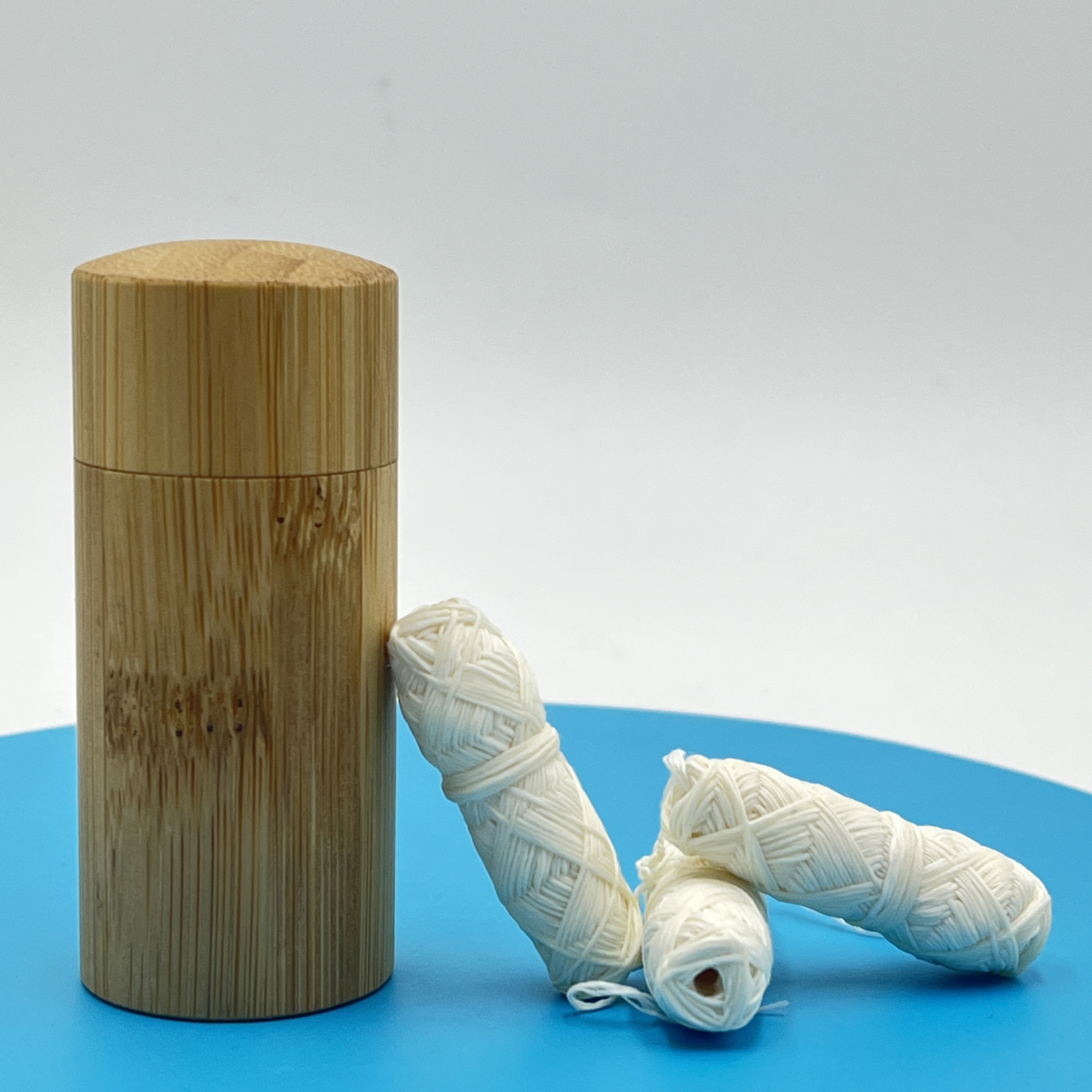 High Quality Mint Floss Dustproof Packaging Home Use Dental Flosser