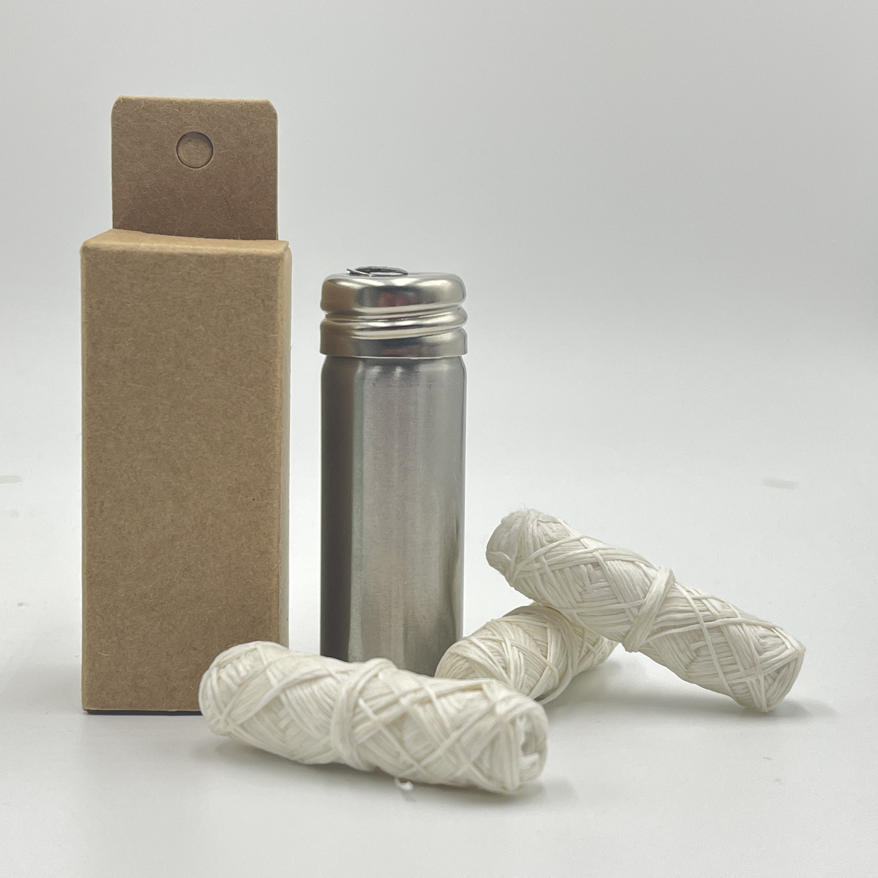 100% Biodegradable Natural Silk Dental Flosser