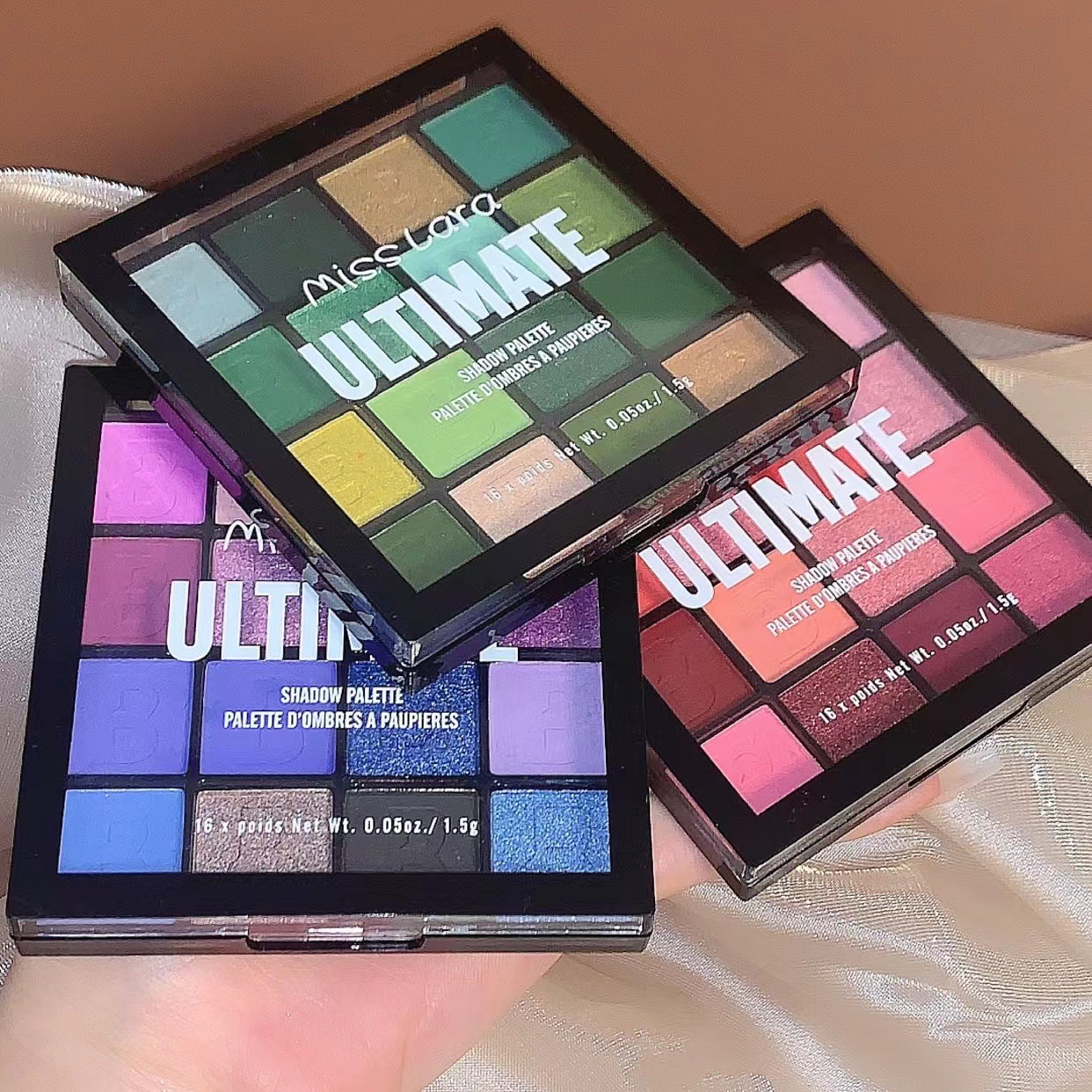 Matte & Sparkle Candy Colored Eyeshadow Palette (16 Colors)