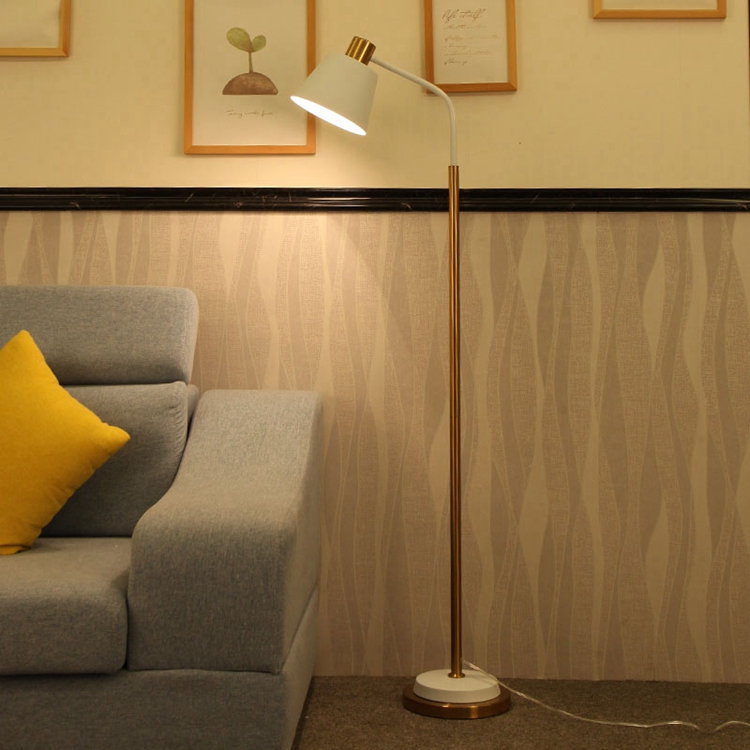 Modern simple European style hotel villa floor lamp individual creativity fashion bedroom living room study sofa warm fl