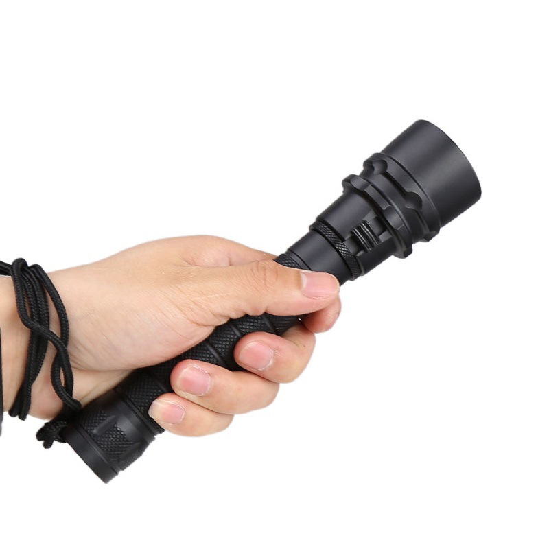 IPX68 Waterproof Torch Underwater LED Lighting Tools Lamp Scuba Diving Gear Rechargeable Flashlight 2000 Lumens Submarin