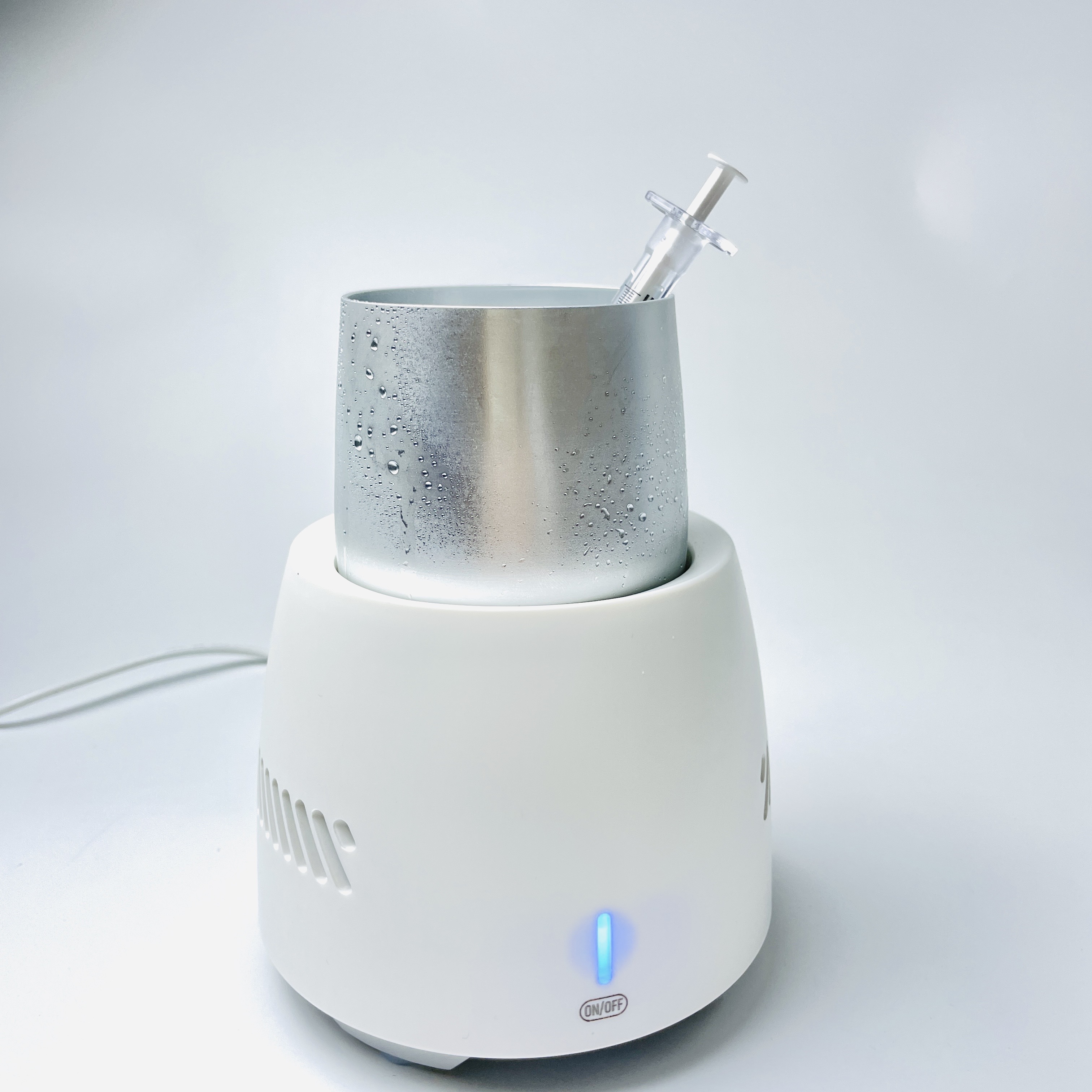 Small refrigerator cooling cup-cooling machine