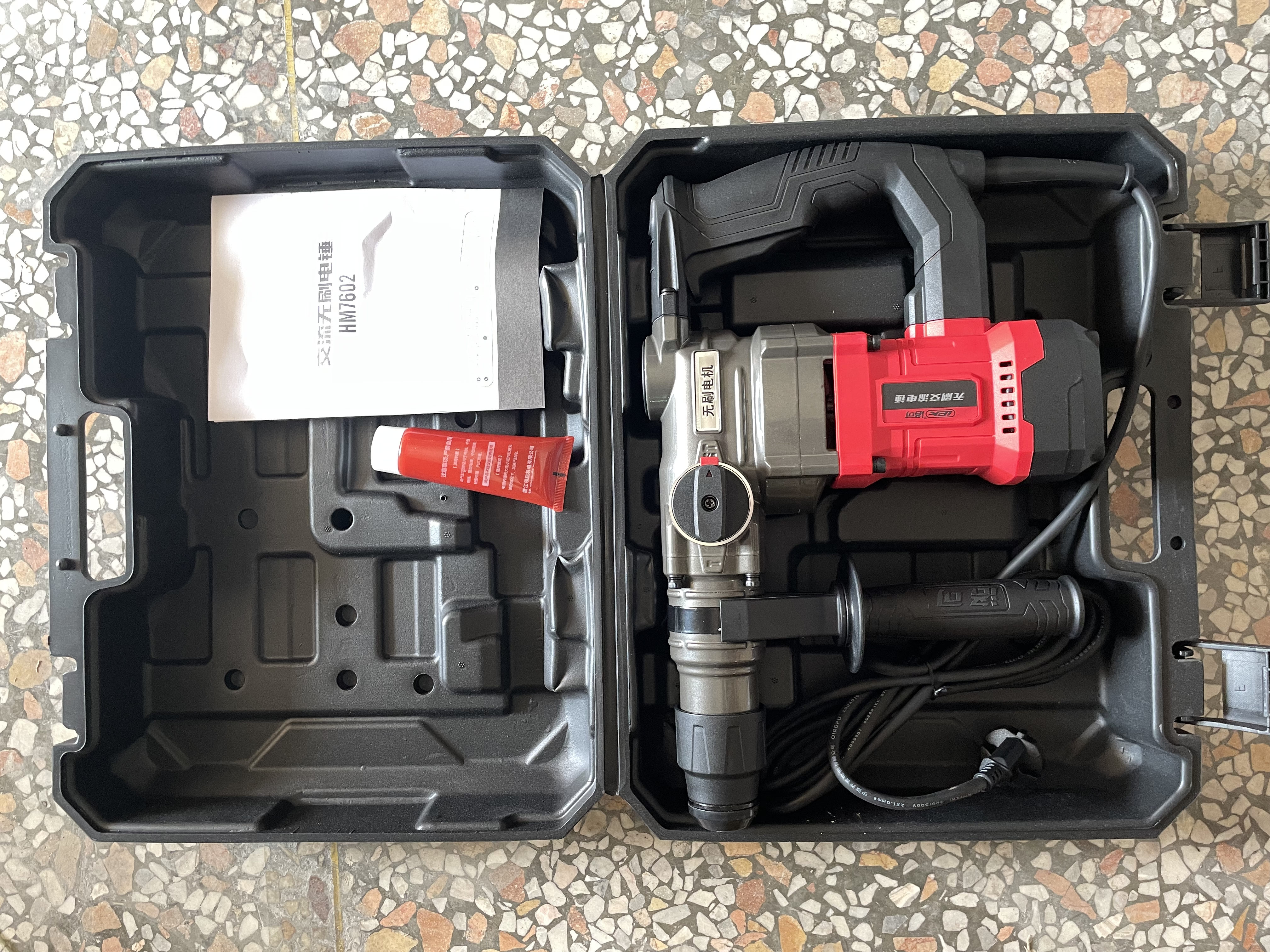 Free BMC 1200W Power AC Brushless Rotary Hammer with super life durance high efficiency and anti-viberation handel