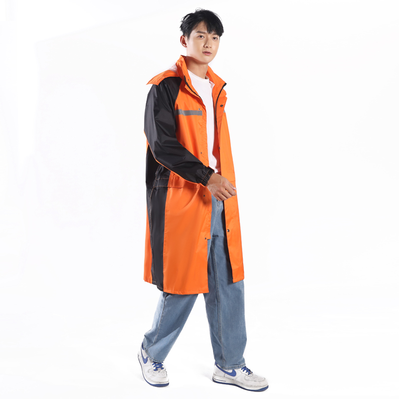 Low Price Rain Gear for Motorcycle Riders Color Matching Men Emergency Raincoat