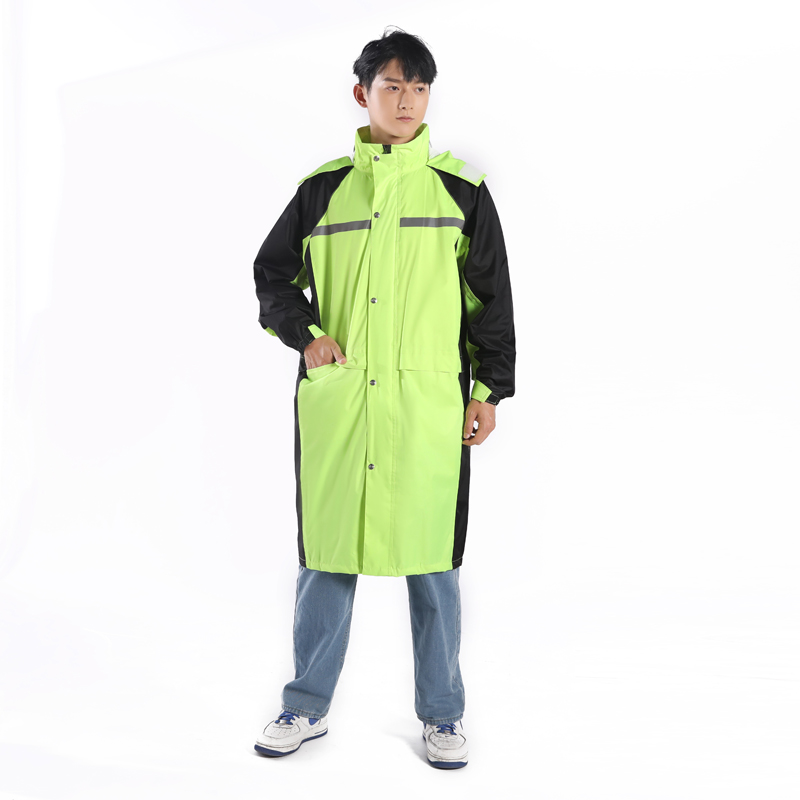 Low Price Rain Gear for Motorcycle Riders Color Matching Men Emergency Raincoat