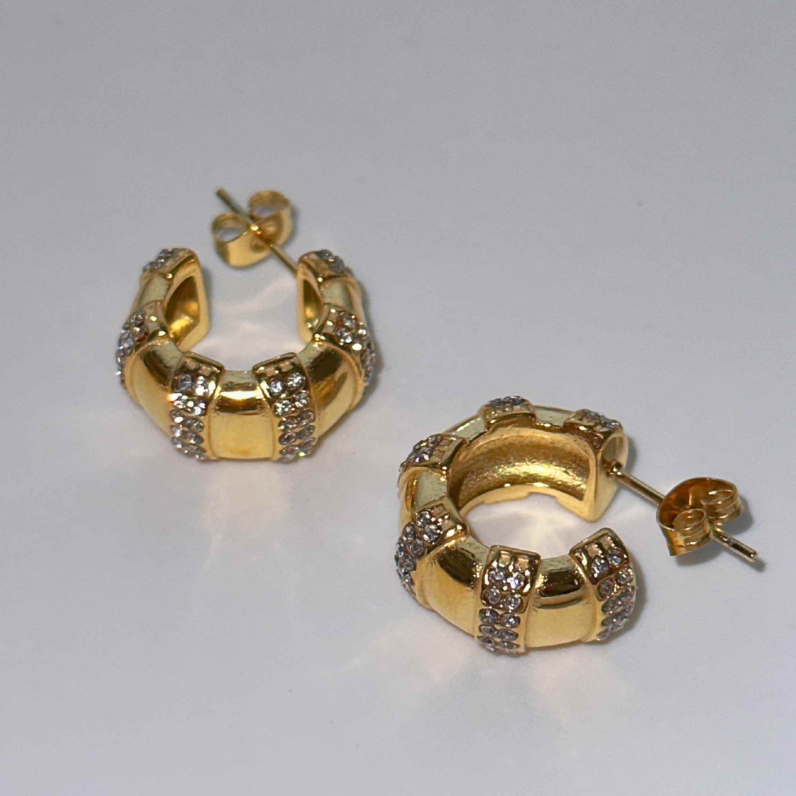 2023 Dazan New 18k Gold Plated Unique Hypoallergenic Stainless Steel Bamboo Iced Out Zircon Earrings Dance Jewelry For W