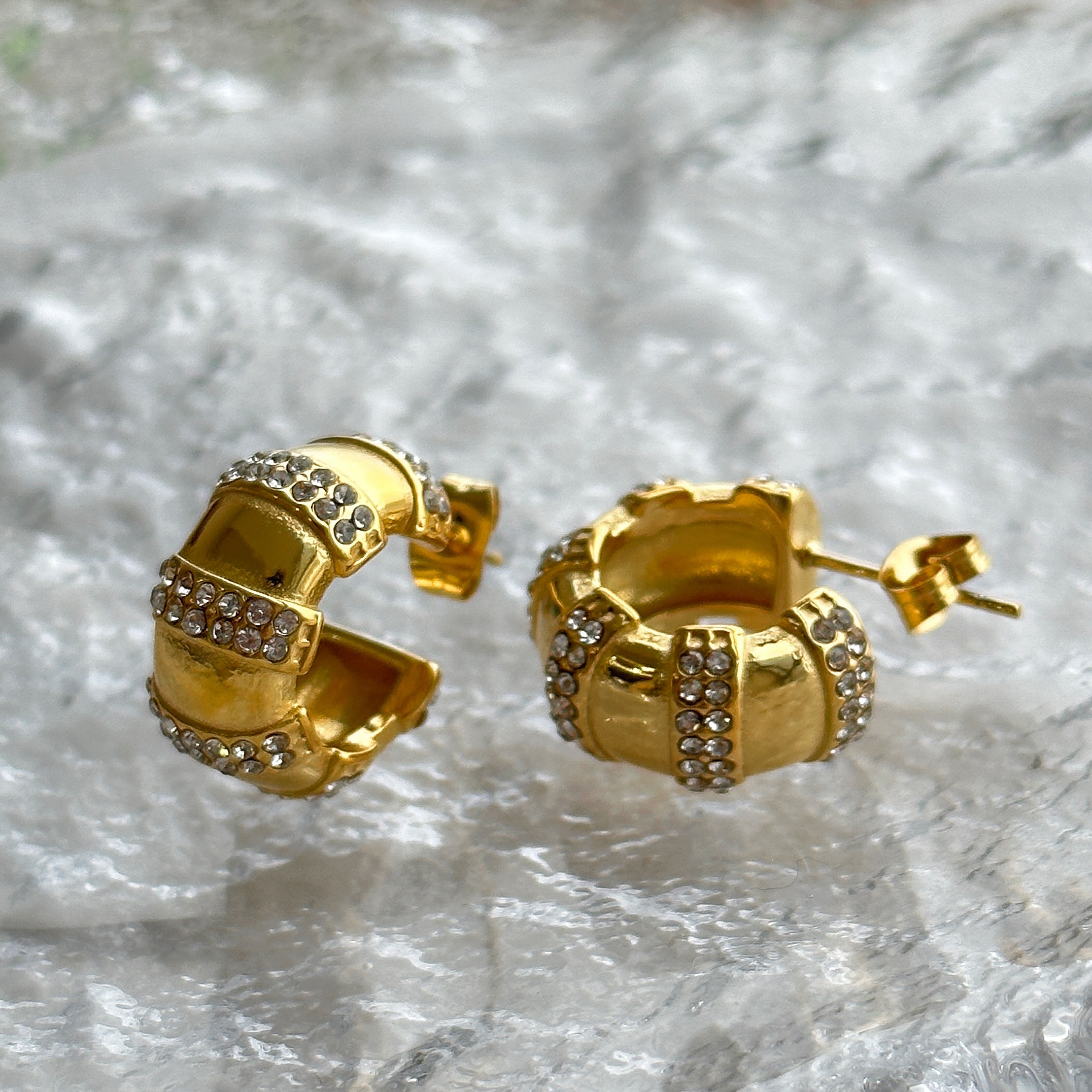 2023 Dazan New 18k Gold Plated Unique Hypoallergenic Stainless Steel Bamboo Iced Out Zircon Earrings Dance Jewelry For W