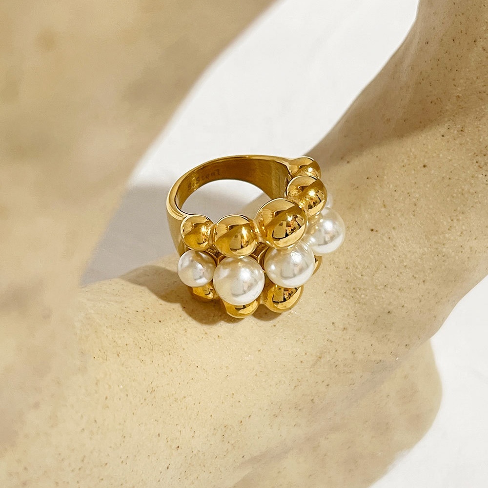 New Arrival Statement Stainless Steel 18k Gold Chunky Pearl Ring For Women Jewelry