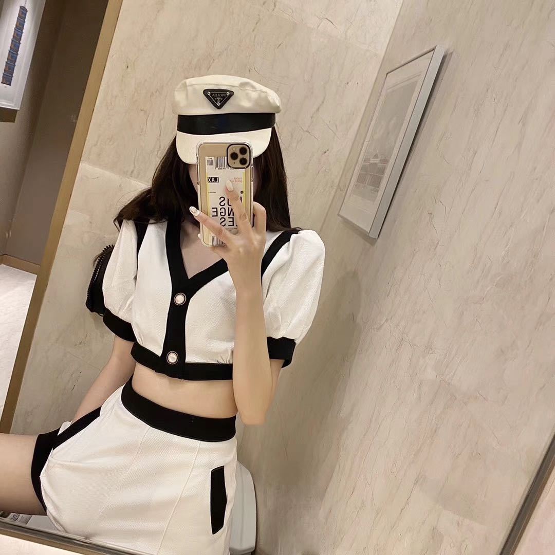2022 Summer Bubble Sleeve Knitted Ice Silk Short Sleeve Wide Leg Shorts French Temperament Retro Small Fragrant Versatil
