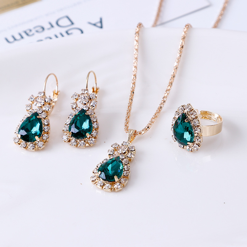 Shimmering Waterdrop Rhinestone Jewelry Set for Women Necklace, Ring, and Earrings Elegant New Fashion Accessories