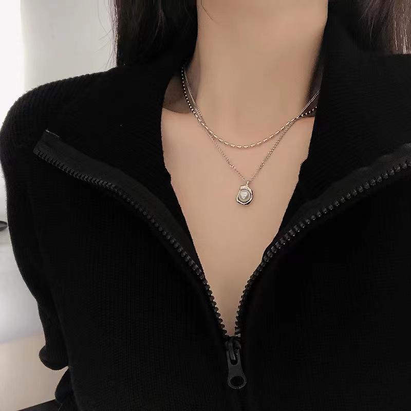 French Retro Double Layer Pearl Necklace Sea Inspired, Simple Design with Temperament for a Chic