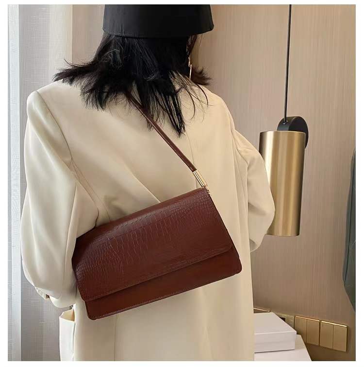 Chic Designer PU Leather Handbags for Women Retro Alligator Pattern Shoulder Bag, Fashion Underarm Bag