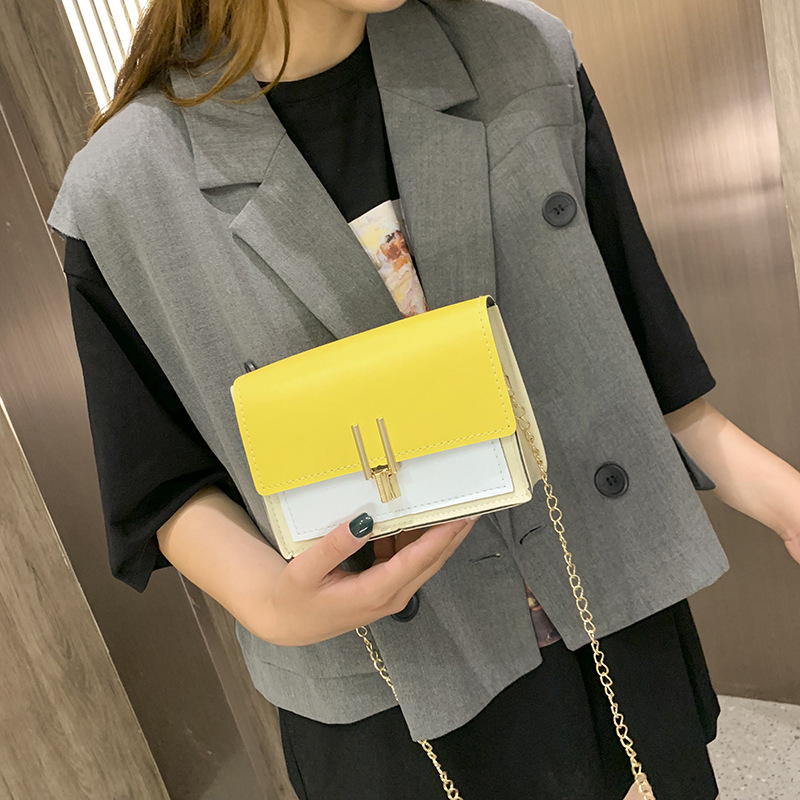 2022 New  Trendy Single Shoulder Messenger Purse Fashion Chain Lock Mini Cheap Bags Women Handbags 