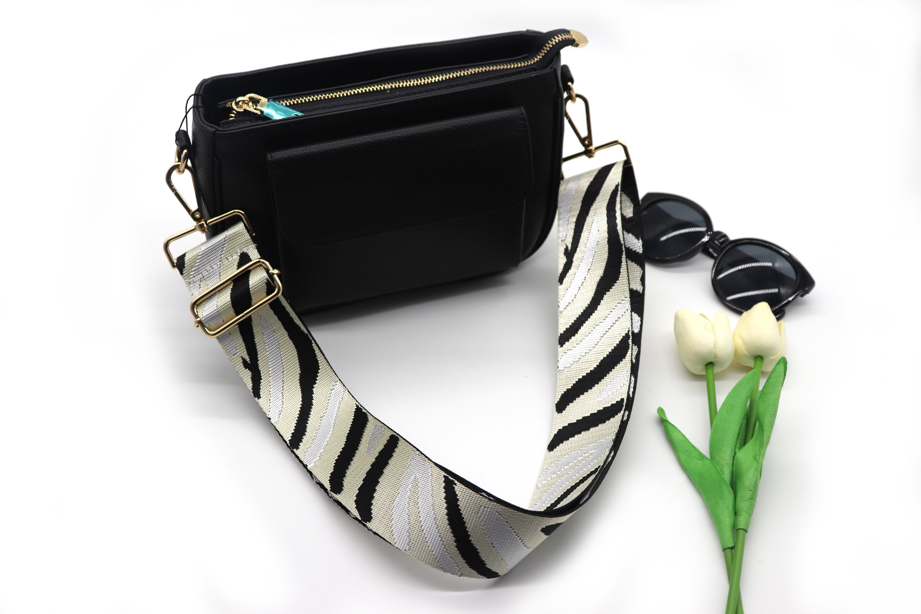 Single strap shoulder bag with own  bags chains handbag accessories