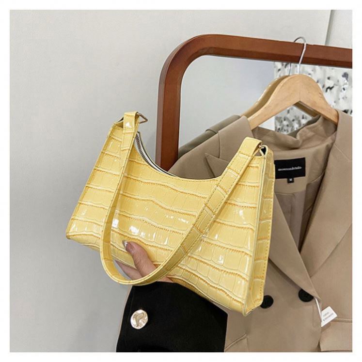 2022 Designer New Women's Mini Soft Cowhide Leather Chain Genuine Leather Purses And Handbags Luxury Shell Bag