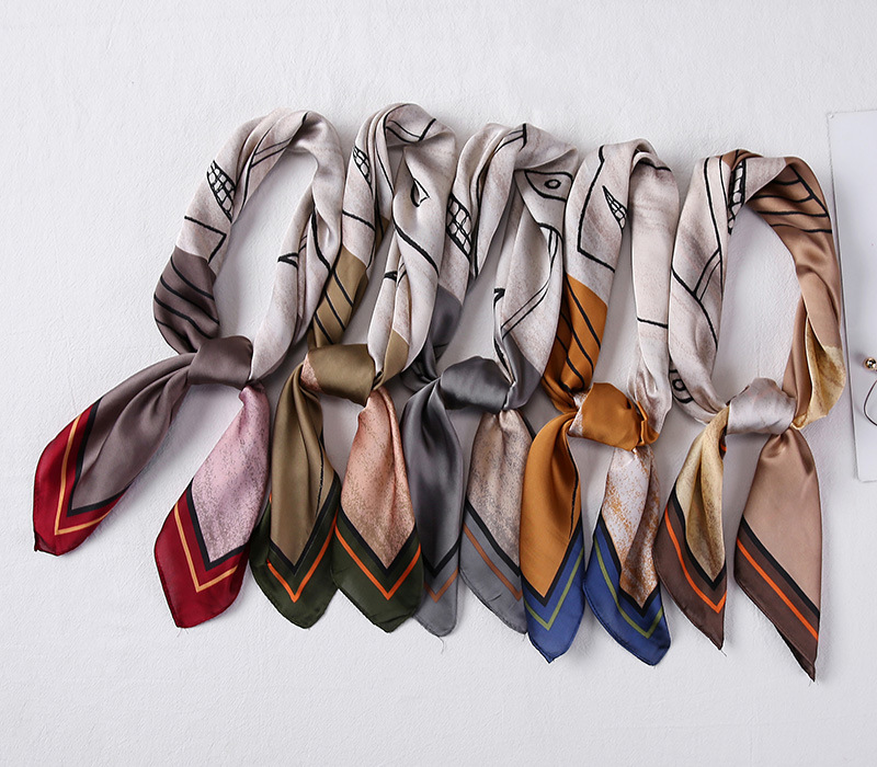 New Style Sweet Classic Polka Dot 27.5 Inch x 27.5 Inch Scarf Women's Small Square Scarves