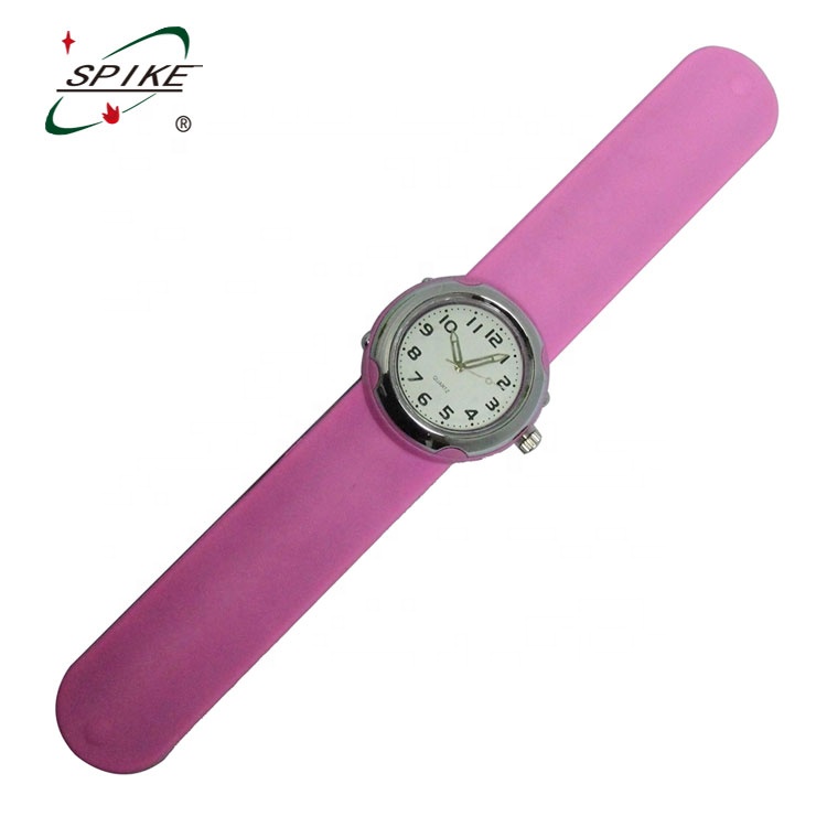Silicon slap watch interchange minion smiggle slap band watch