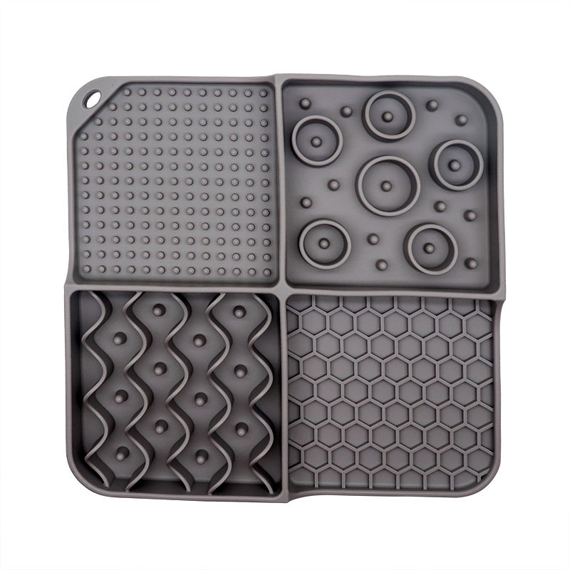 New Hot Selling Lickmat Food Grade Silicone Slow Feeder Bowl with Suction Cups Pet Licking Mat for Dogs and Cats
