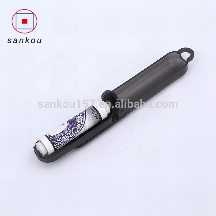 New Design  Pet Hair Remover Lint Roller for Furniture Self cleaning Brush tape cleaner