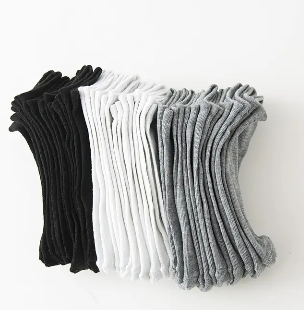 Comfortable breathable polyester plain ankle socks for men women
