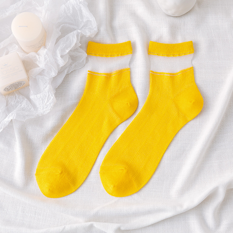 2023 Summer Ladies Fashion Sheer Silk Ultra Thin Transparent Crystal Lace Women Thin Socks