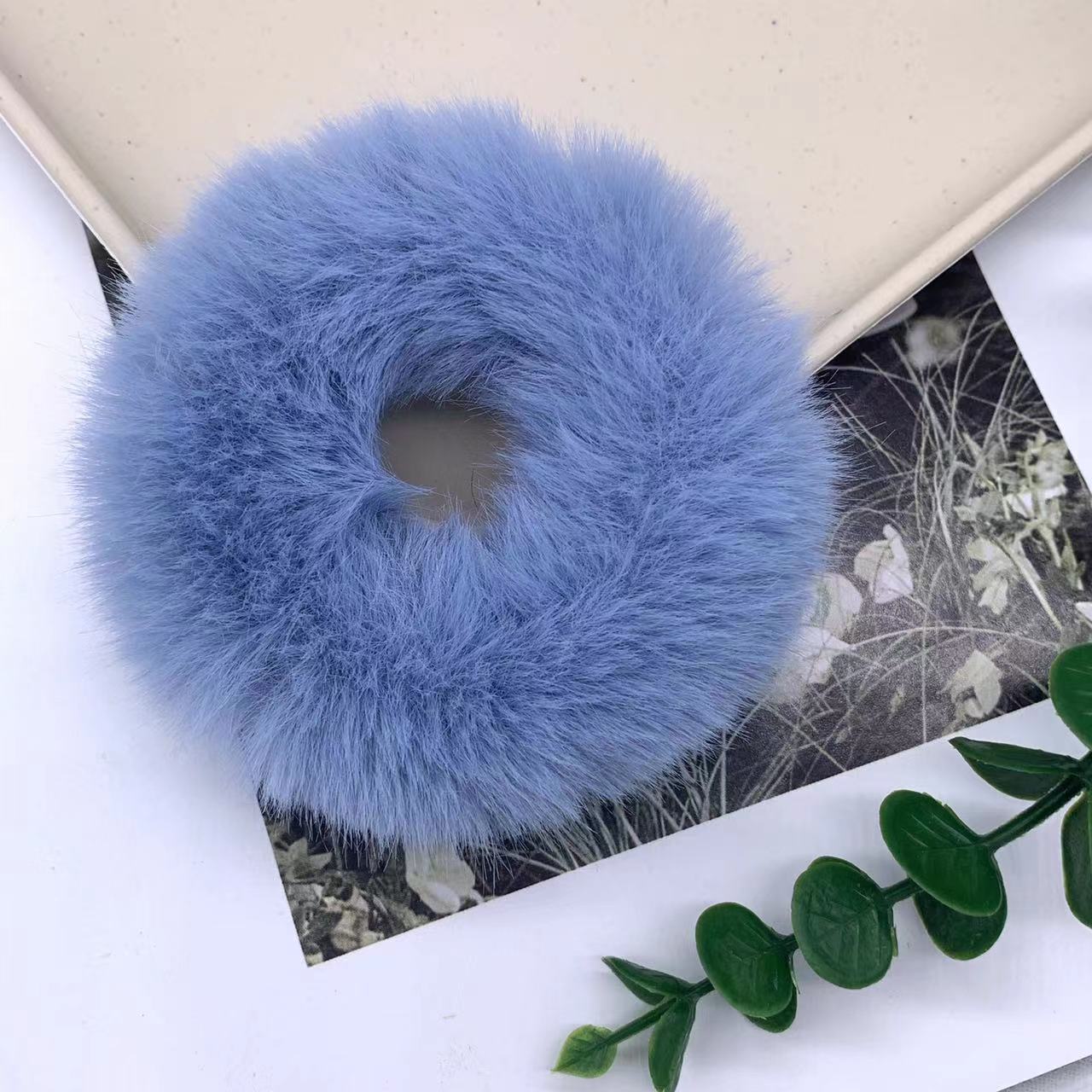 Hot sale 1 PC Classic Multi-color Artificial Rabbit Fur Cute Hair Tie Fluffy Hair Scrunchies Party Girl Elastic Scruchie