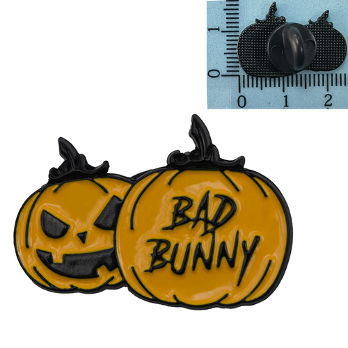 Hot Selling China  Cute Cartoon Rabbit Metal Lapel Pin bad Bunny Enamel Pin Brooch