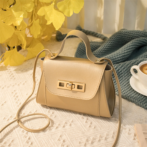 Pu Leather  Retro Casual Teenager Low Price Pink Color Small Ladies Shoulder Bag Woman