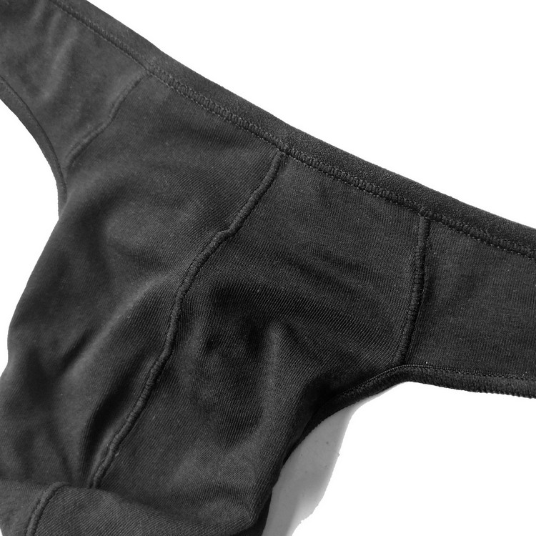 Men's boot-lifting underwear