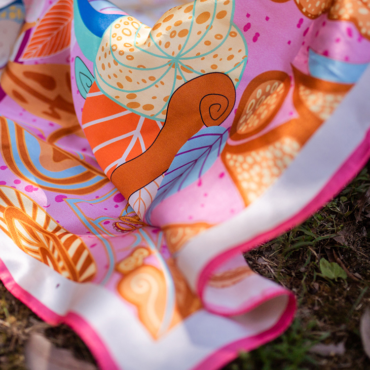 Printed Pure Satin Silk Art Scarf Square Neck Scarves For Lady