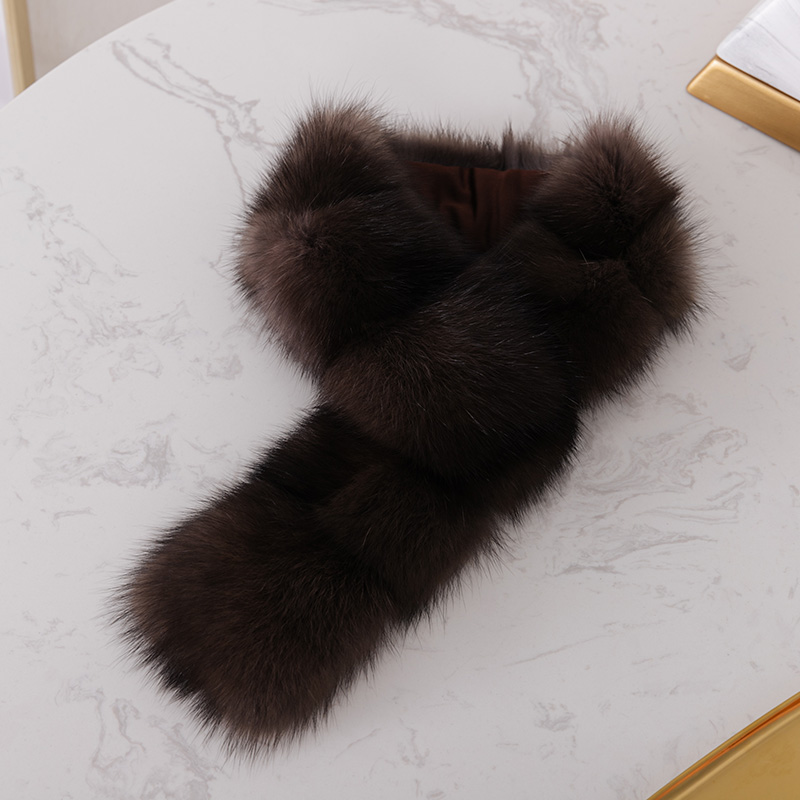 Women And Authentic Fur Scarf For The Cold Winter In Europea USA Canada Luxury Fur Shawl Muff