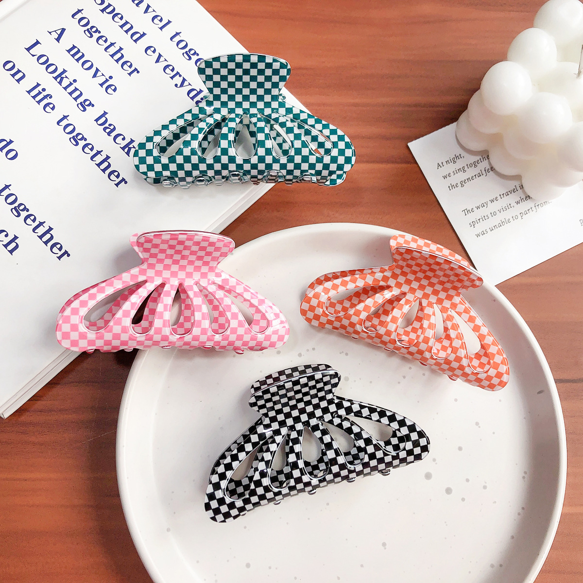 Ins Style Black White Checkerboard Grip French Retro Fashion Acrylic Hair Claw Clips